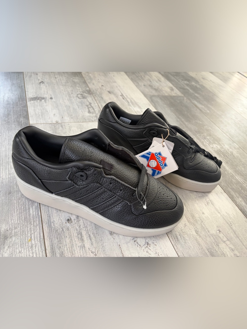 adidas Rivalry Lux Low Size 10 NEW